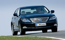   Lexus LS600h - 2007