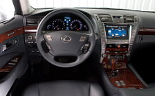   Lexus LS600h - 2007