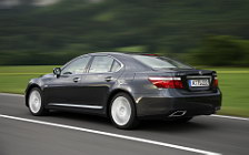   Lexus LS460 - 2009