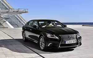   Lexus LS460L AWD - 2012