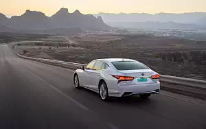   Lexus LS 500h AWD (Sonic White) - 2017