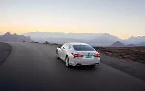   Lexus LS 500h AWD (Sonic White) - 2017
