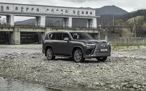   Lexus LX 600 - 2021