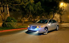   Lincoln MKZ - 2010