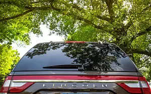   Lincoln Navigator - 2015