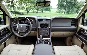   Lincoln Navigator - 2015
