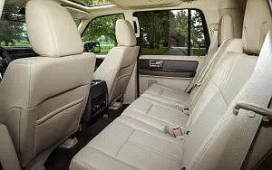   Lincoln Navigator - 2015