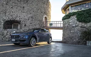   Maserati Levante GT Hybrid (Azzurro Astro) - 2021