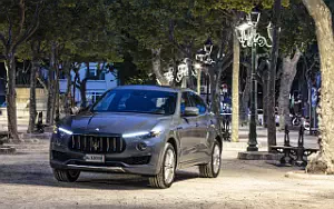   Maserati Levante GT Hybrid (Azzurro Astro) - 2021