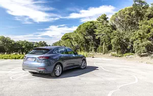   Maserati Levante GT Hybrid (Azzurro Astro) - 2021