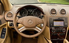   Mercedes-Benz ML550 - 2009