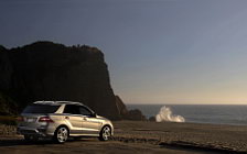   Mercedes-Benz ML63 AMG - 2012