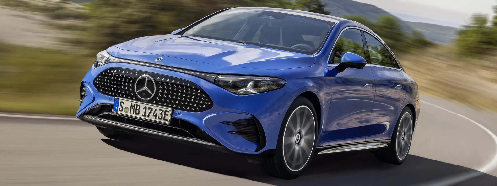   Mercedes-Benz CLA 350 4MATIC with EQ Technology AMG Line - 2025 - Car wallpapers