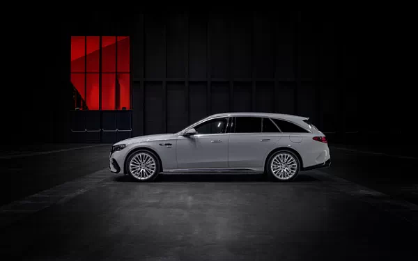   Mercedes-AMG E 53 HYBRID 4MATIC+ Estate - 2024