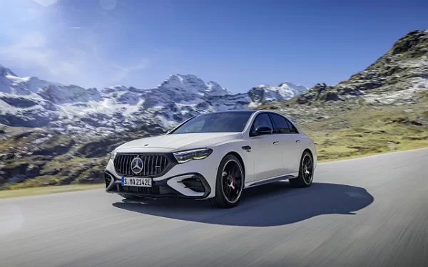   Mercedes-AMG E 53 HYBRID 4MATIC+ - 2024