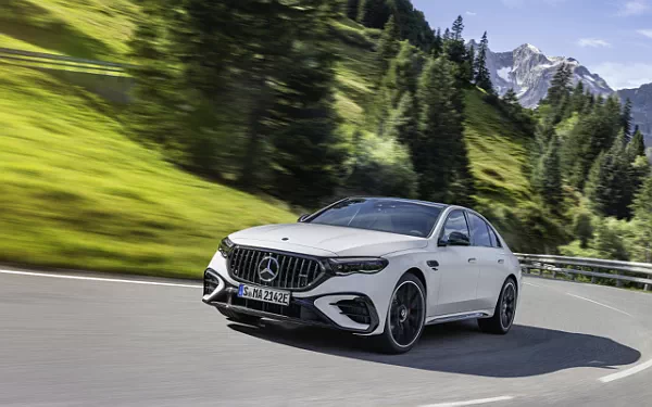   Mercedes-AMG E 53 HYBRID 4MATIC+ - 2024