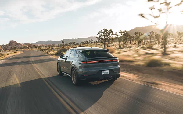   Porsche Cayenne Turbo GT US-spec - 2023