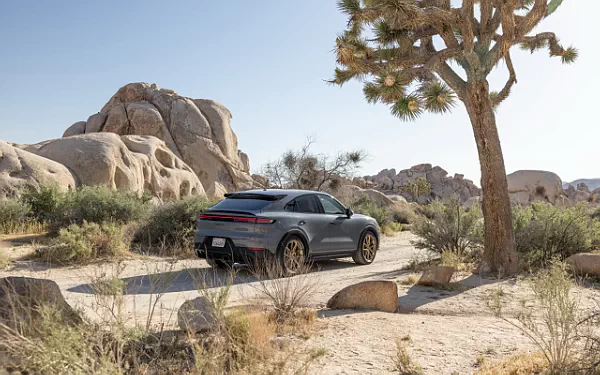   Porsche Cayenne Turbo GT US-spec - 2023