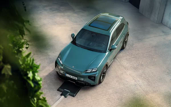   Porsche Cayenne Turbo Electric - 2026