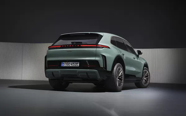   Porsche Cayenne Turbo Electric - 2026