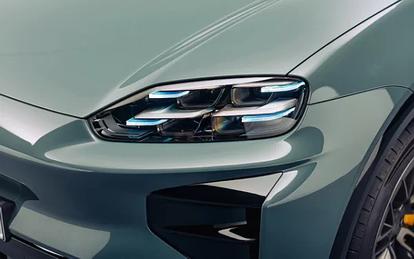   Porsche Cayenne Turbo Electric - 2026