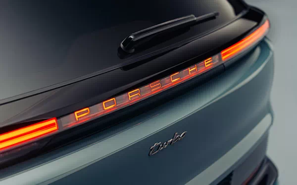   Porsche Cayenne Turbo Electric - 2026