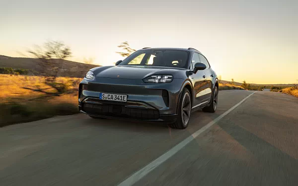   Porsche Cayenne Electric - 2026