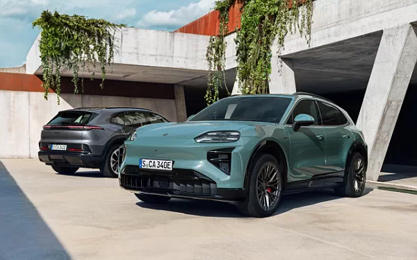   Porsche Cayenne Electric - 2026