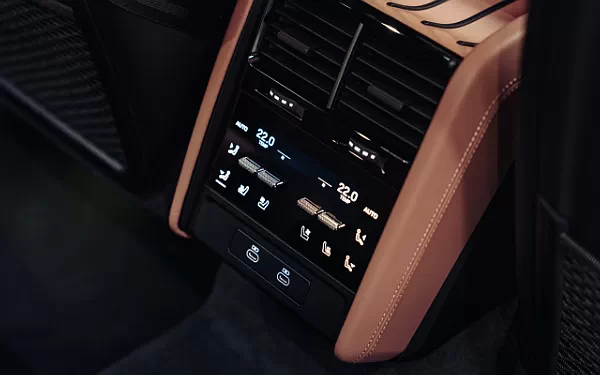   Porsche Cayenne Electric - 2026