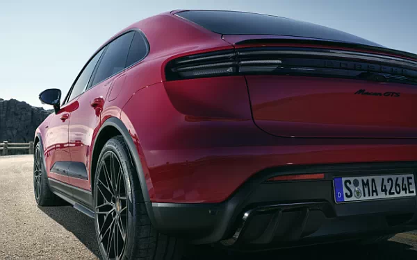   Porsche Macan GTS - 2025