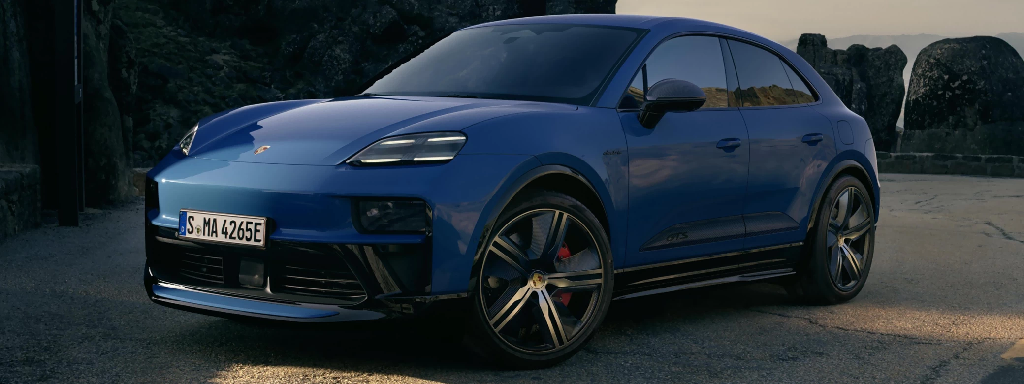   Porsche Macan GTS - 2025 - Car wallpapers