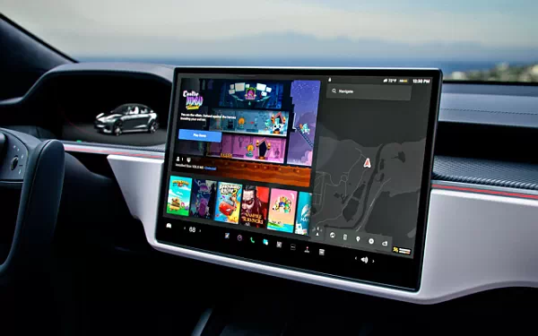   Tesla Model S Plaid - 2025