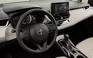   Toyota Corolla LE Sedan US-spec - 2019