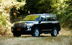   Toyota Land Cruiser 200 US-spec - 2016