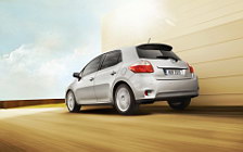   Toyota Auris - 2010