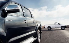   Toyota Hilux Double Cab - 2012