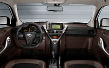  Toyota iQ - 2009