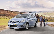   Toyota Verso - 2009