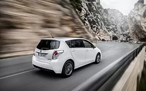   Toyota Verso - 2013