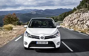   Toyota Verso - 2013