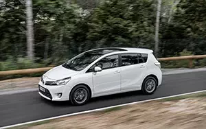   Toyota Verso - 2013