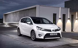   Toyota Verso - 2013