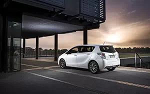   Toyota Verso - 2013