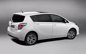   Toyota Verso - 2013