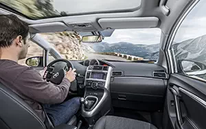   Toyota Verso - 2013