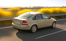   Volvo S40 - 2004