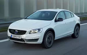   Volvo S60 D4 Cross Country - 2016
