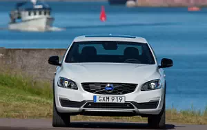   Volvo S60 D4 Cross Country - 2016