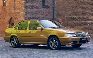   Volvo S70 R - 1997