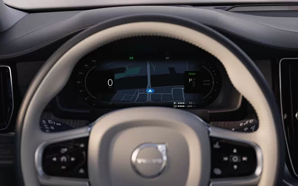   Volvo S90 T8 Recharge - 2025